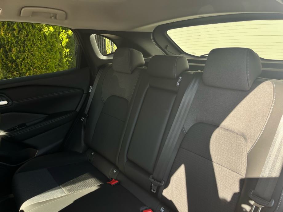 Nissan Qashqai 1,3 DIG-T MHEV N-Connecta X-Tronic, fotografija 8
