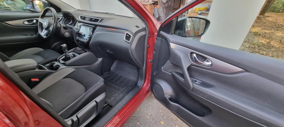 NISSAN QASHQAI 1.3 DIG-T N-CONNECTA, LED, 140 KS, 360° KAMERA, fotografija 10