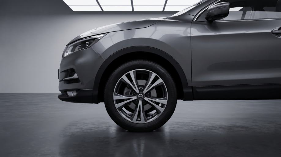 Nissan Qashqai 1,3 DIG-T N-CONNECTA SAMO 75000 KAO NOV, fotografija 5