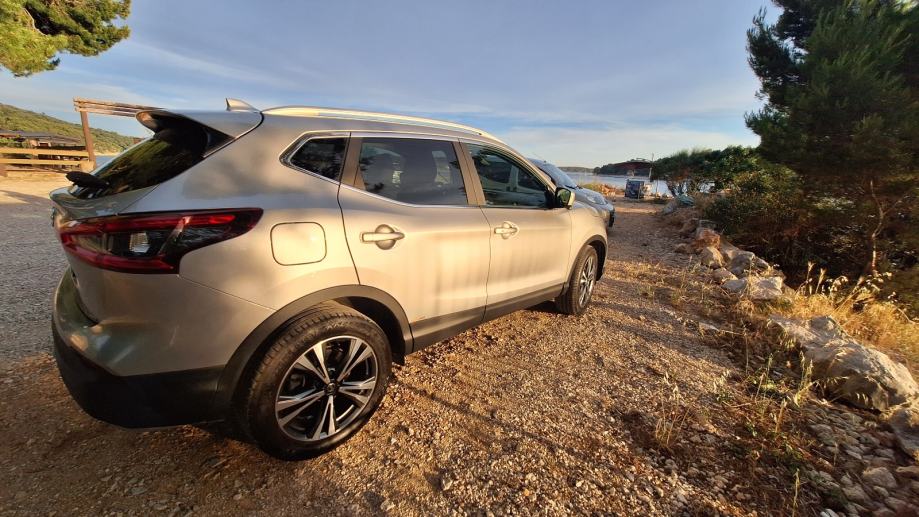 Nissan Qashqai 1,3 DIG-T, fotografija 9
