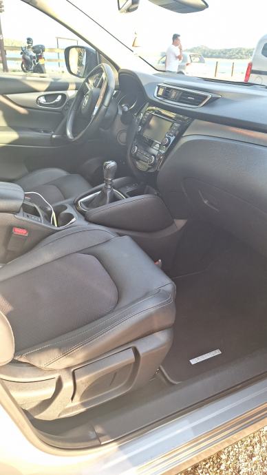 Nissan Qashqai 1,3 DIG-T, fotografija 6