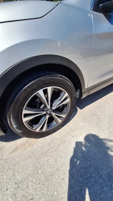 Nissan Qashqai 1,3 DIG-T, fotografija 11
