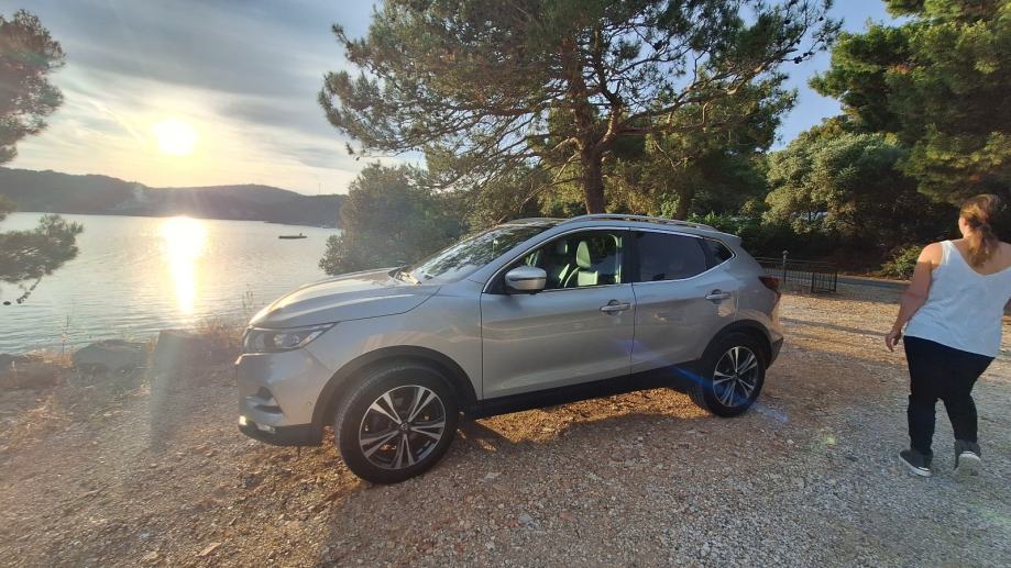 Nissan Qashqai 1,3 DIG-T, fotografija 18