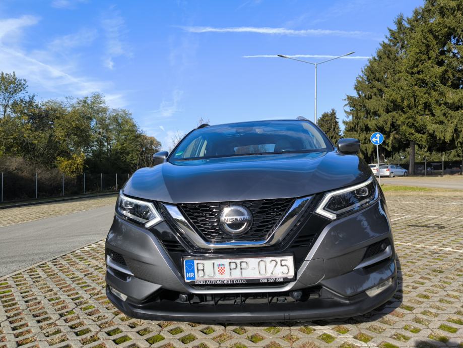 Nissan Qashqai 1,3 DIG-T, TEKNA+, Automatik, PANORAMA, EKSTRA, fotografija 3
