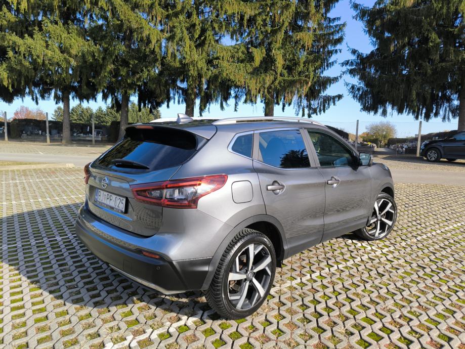 Nissan Qashqai 1,3 DIG-T, TEKNA+, Automatik, PANORAMA, EKSTRA, fotografija 14