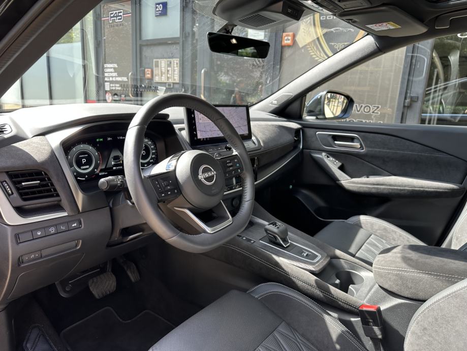 Nissan Qashqai 1.3 DIG-T *TEKNA+*XTRONIC*PANO*360°BOSE*HUD*MHEV*PDV*, fotografija 10