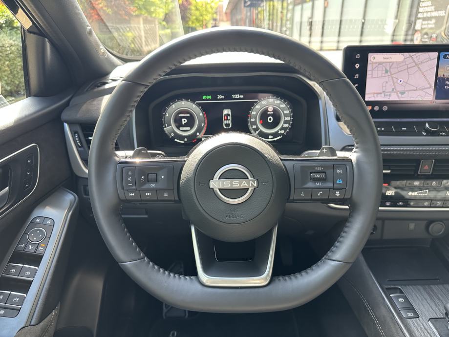 Nissan Qashqai 1.3 DIG-T *TEKNA+*XTRONIC*PANO*360°BOSE*HUD*MHEV*PDV*, fotografija 14