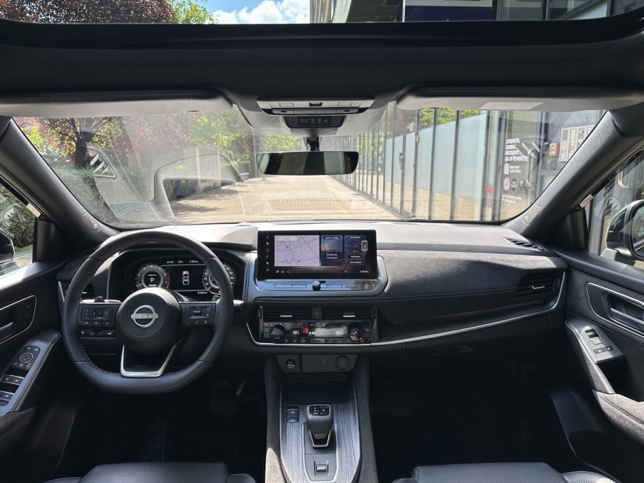 Nissan Qashqai 1.3 DIG-T *TEKNA+*XTRONIC*PANO*360°BOSE*HUD*MHEV*PDV*, fotografija 13
