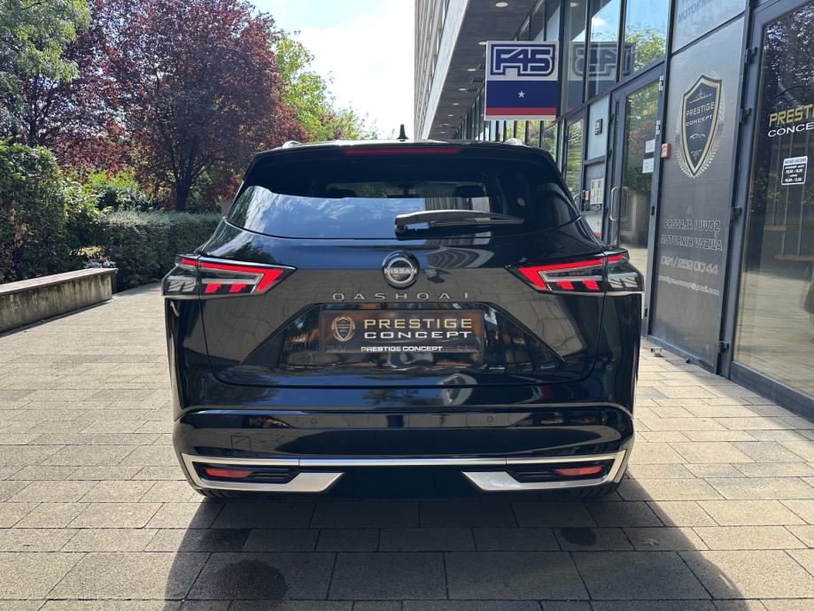 Nissan Qashqai 1.3 DIG-T *TEKNA+*XTRONIC*PANO*360°BOSE*HUD*MHEV*PDV*, fotografija 4