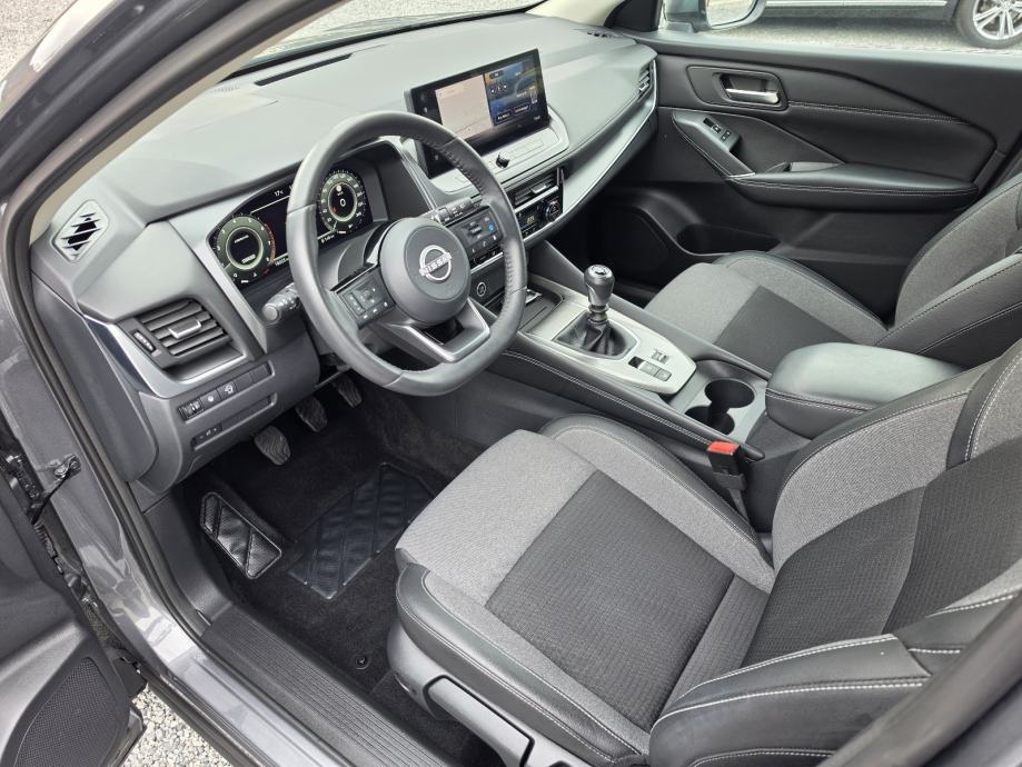 Nissan Qashqai 1.3 MHEV 18TKM,SERV.,NAVI.,LED,ALU.,KAM.360,N CONNECTA, fotografija 17