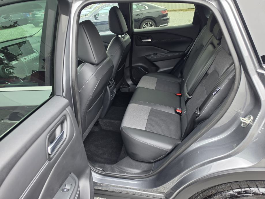 Nissan Qashqai 1.3 MHEV 18TKM,SERV.,NAVI.,LED,ALU.,KAM.360,N CONNECTA, fotografija 20