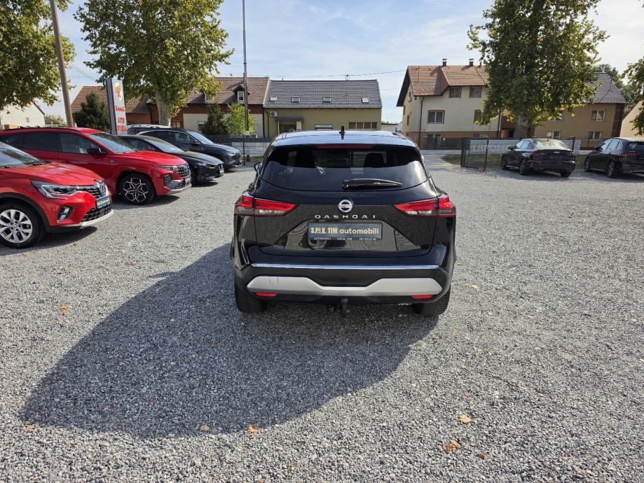 Nissan Qashqai 1.3 MHEV 59TKM,SERV.,NAVI.,LED,KAM.360,PANO.,ALU.,TEKNA, fotografija 4