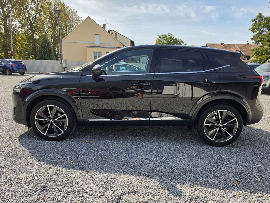 Nissan Qashqai 1.3 MHEV 59TKM,SERV.,NAVI.,LED,KAM.360,PANO.,ALU.,TEKNA, fotografija 2