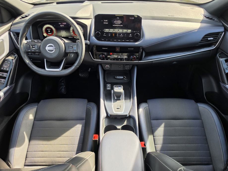 Nissan Qashqai 1.3 MHEV 59TKM,SERV.,NAVI.,LED,KAM.360,PANO.,ALU.,TEKNA, fotografija 15