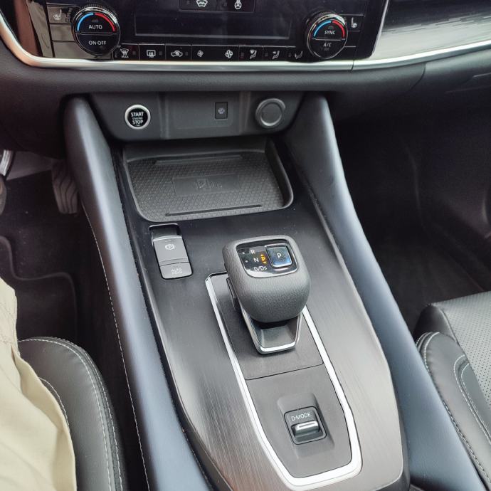 Nissan Qashqai 1.3 MHEV,116kw, aut. TEKNA +,HR vozilo,tvorn.garanc., fotografija 4