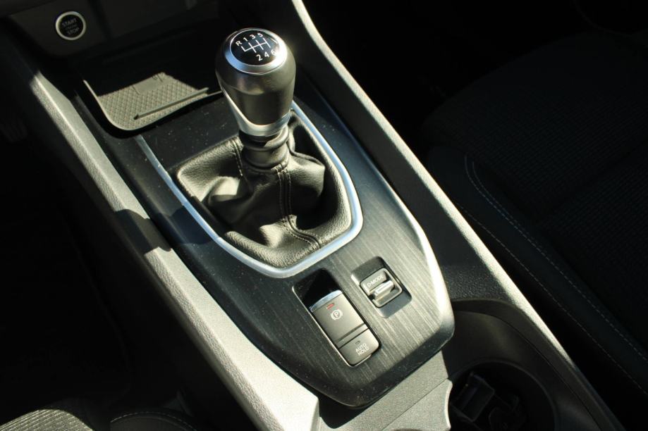 Nissan Qashqai 1.3 MHEV *LED, KAMERA*, fotografija 18
