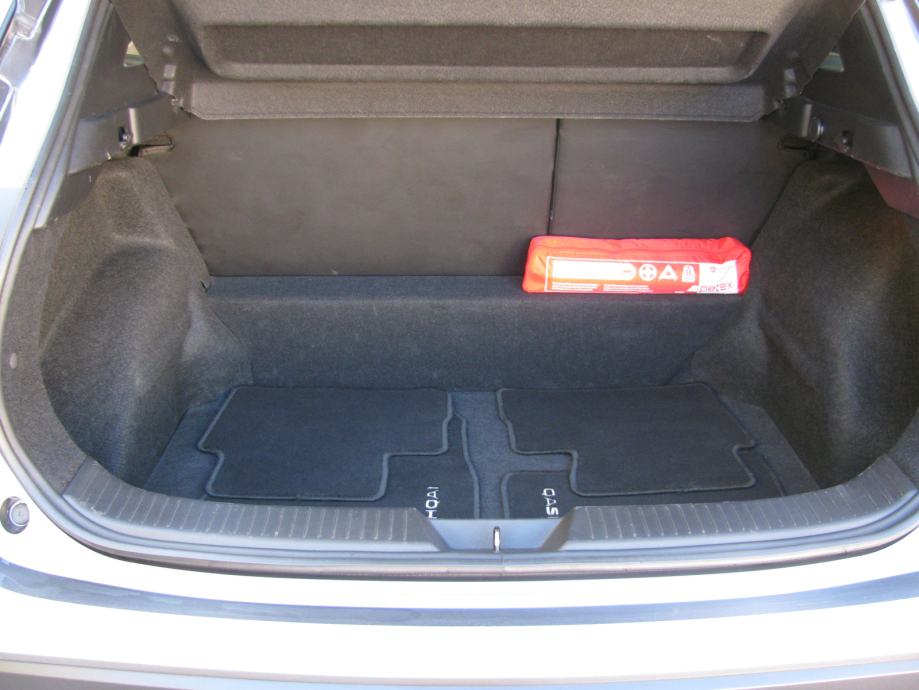 Nissan Qashqai 1.3, fotografija 13
