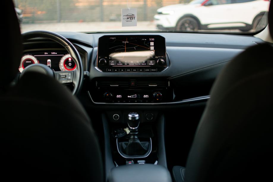 Nissan Qashqai 1,3 MHEV N-CONNECTA SAMO 60000 KM KAO NOV!, fotografija 13