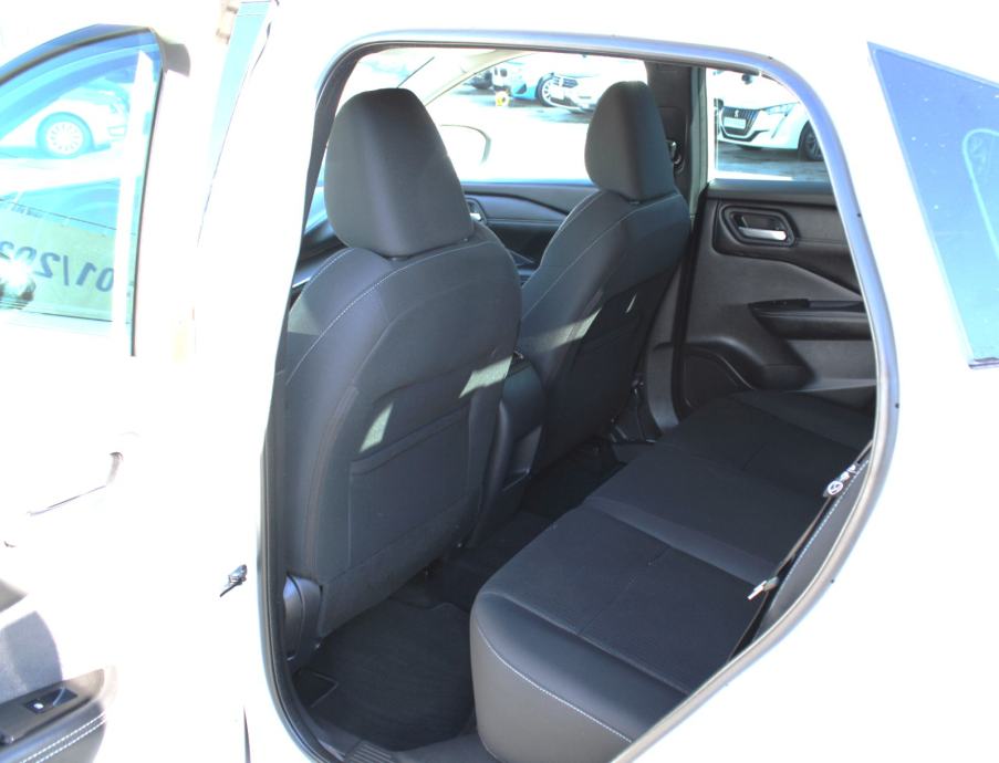 ➡️ Nissan Qashqai 1.3MHEV 2xCam360° ALU NAVI Tempomat Bluetooth 2022., fotografija 15