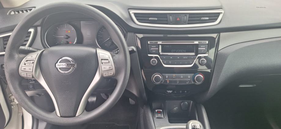 Nissan Qashqai 1.5 dci 121.000 km HR VOZILO OVL. SERVISNA reg 08/27, fotografija 8