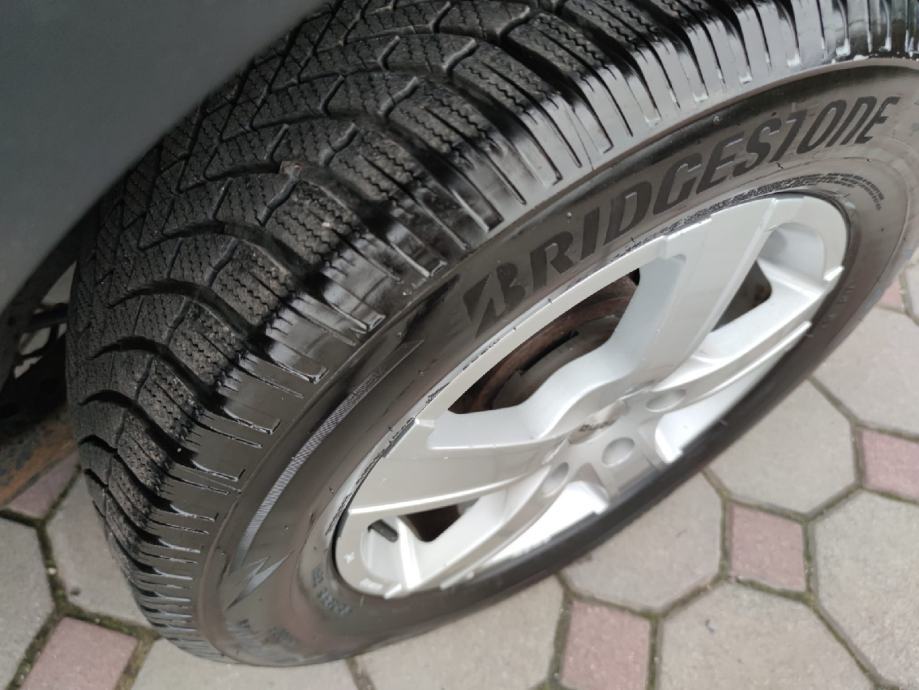 Nissan Qashqai 1,5 dCi 2013.,reg:20.2.2027.,SERVIS, PARK SENZ, ALU.., fotografija 13