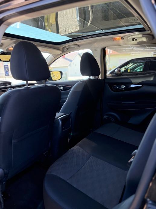 Nissan Qashqai 1,5 dCi 81kW 2016g. Panorama, kamera 360°, keyless go, fotografija 11