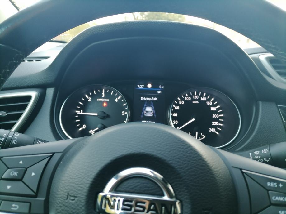 Nissan Qashqai 1,5 dCi 85 kw 116Ks registriran godinu dana, fotografija 10
