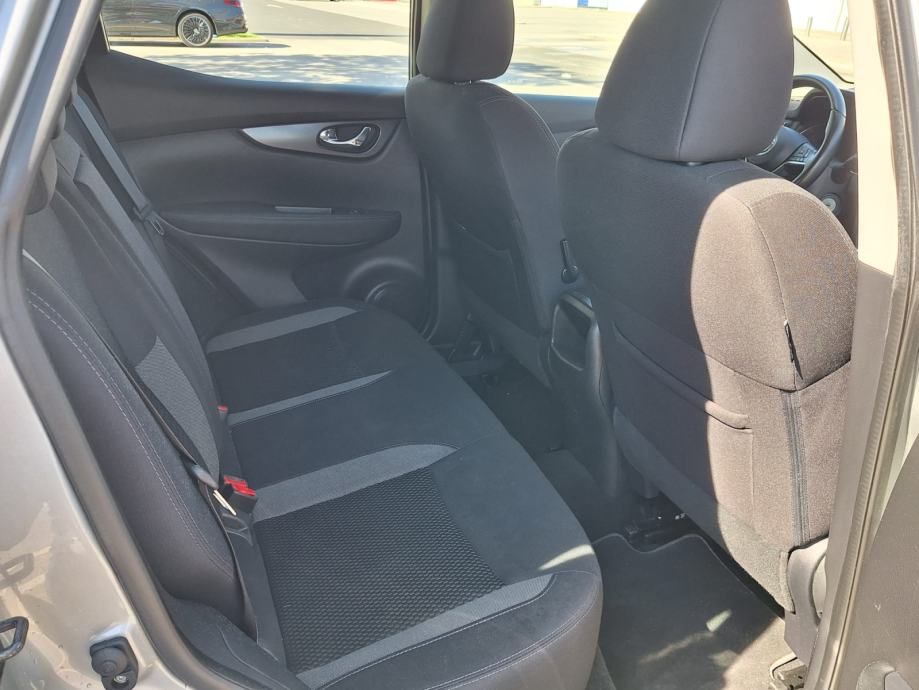 Nissan Qashqai 1,5 dCi, kamera, reg.do 20.07.2027. pregledan u Baotić, fotografija 8
