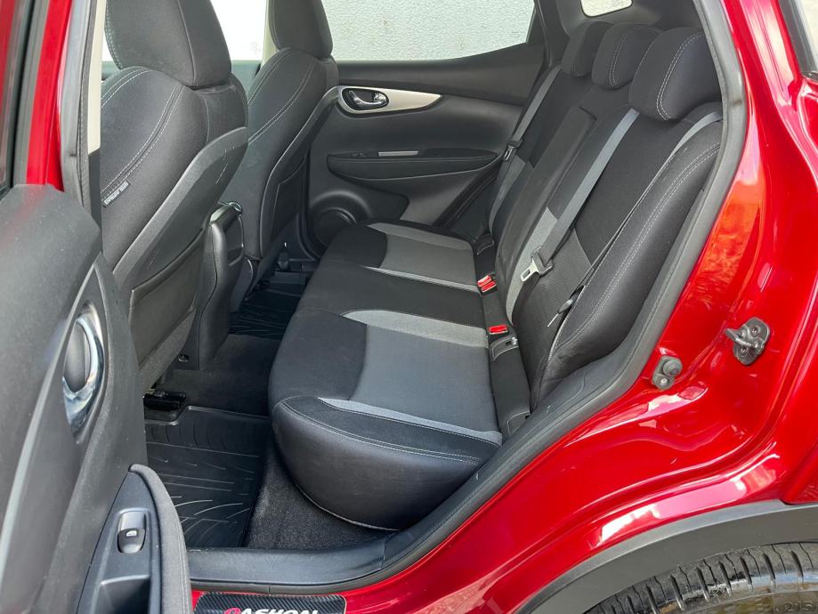 NISSAN QASHQAI 1.5 dCi • N-CONNECTA • 360° KAMERE • NAVI • GR. SJEDALA, fotografija 12
