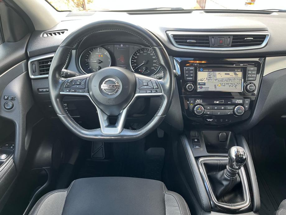 NISSAN QASHQAI 1.5 dCi • N-CONNECTA • 360° KAMERE • NAVI • GR. SJEDALA, fotografija 9