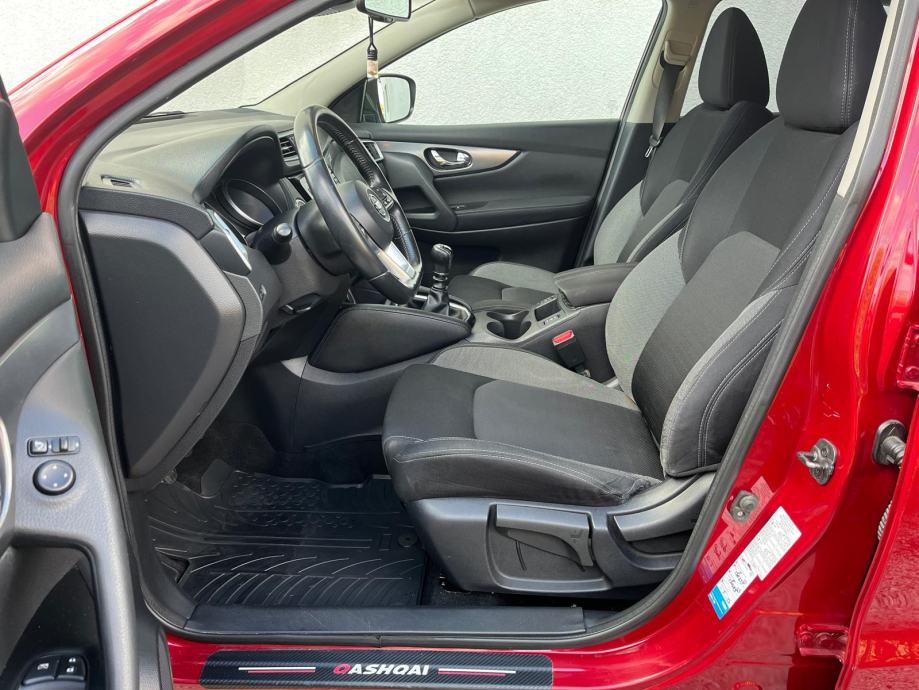 NISSAN QASHQAI 1.5 dCi • N-CONNECTA • 360° KAMERE • NAVI • GR. SJEDALA, fotografija 11