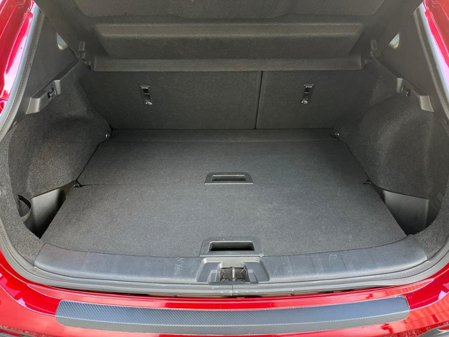 NISSAN QASHQAI 1.5 dCi • N-CONNECTA • 360° KAMERE • NAVI • GR. SJEDALA, fotografija 13