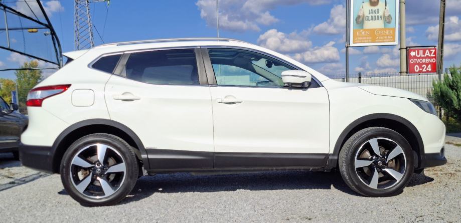 Nissan Qashqai 1,5 dCi panorama/kamera 360/servisna/jamstvo 1 god, fotografija 4