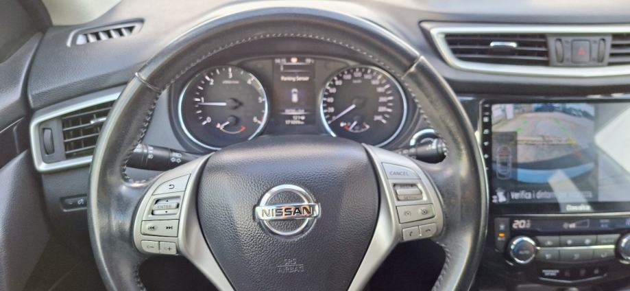 Nissan Qashqai 1,5 dCi panorama/kamera 360/servisna/jamstvo 1 god, fotografija 15