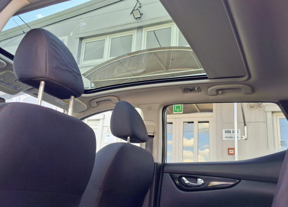 Nissan Qashqai 1,5 dCi panorama/kamera 360/servisna/jamstvo 1 god, fotografija 17