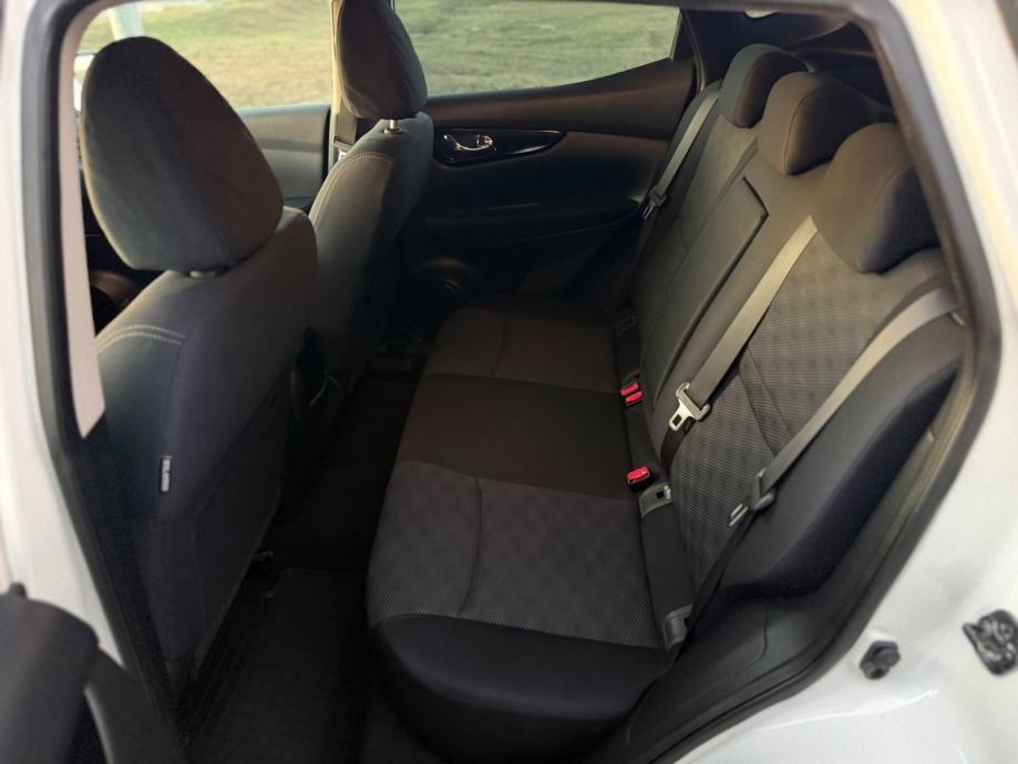 Nissan Qashqai 1,5 dCi, fotografija 11