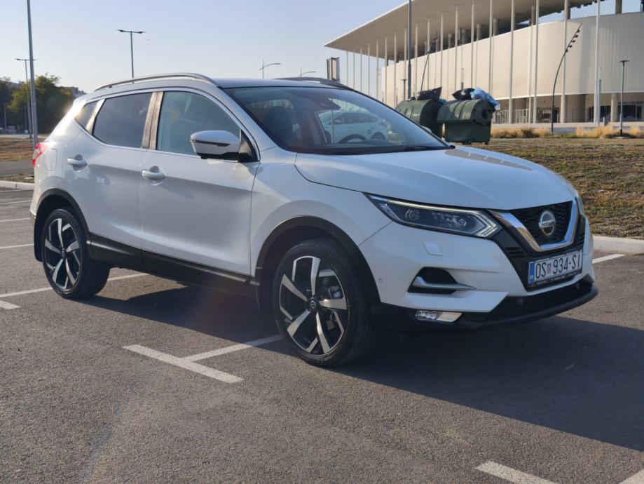 Nissan Qashqai 1,5 dCi Tekna, euro kuka, 2 seta kotača, fotografija 5