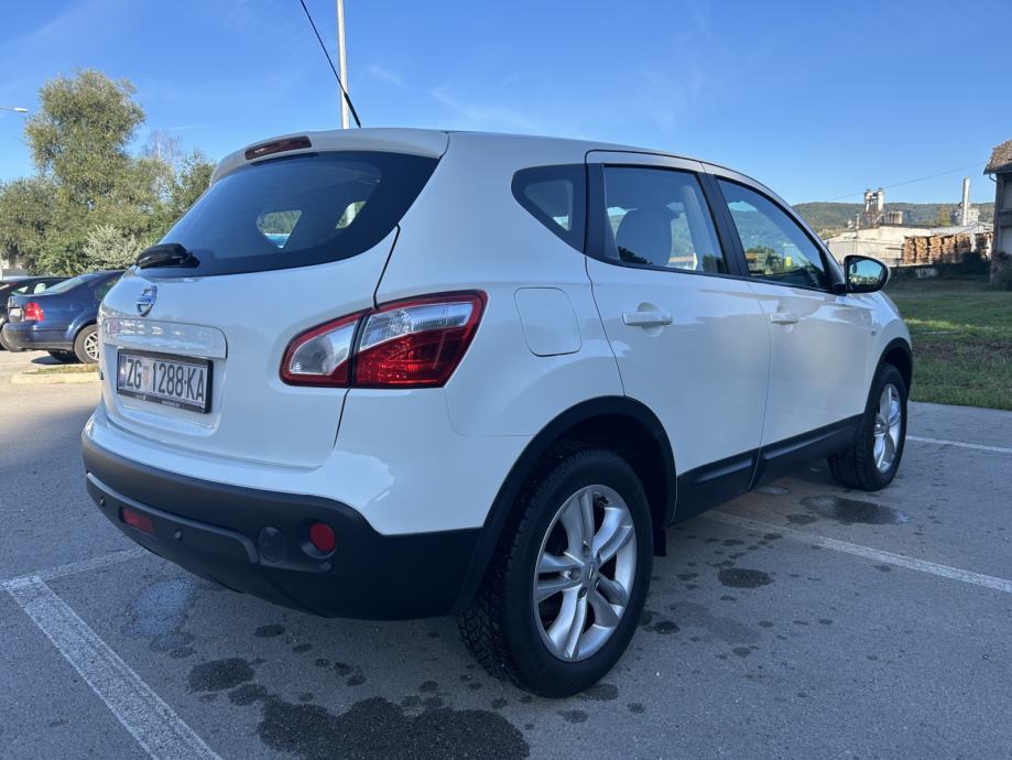 Nissan Qashqai 1,6 16V Reg 1 god, fotografija 6