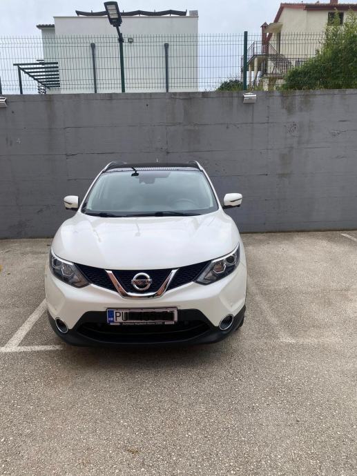 Nissan Qashqai 1,6 dCi 360 automatik panorama krov oprema Tekna, fotografija 4