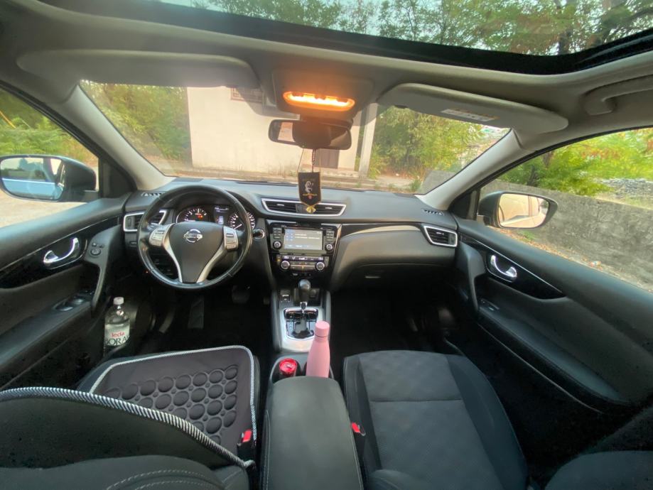 Nissan Qashqai 1,6 dCi 360° automatik, fotografija 10