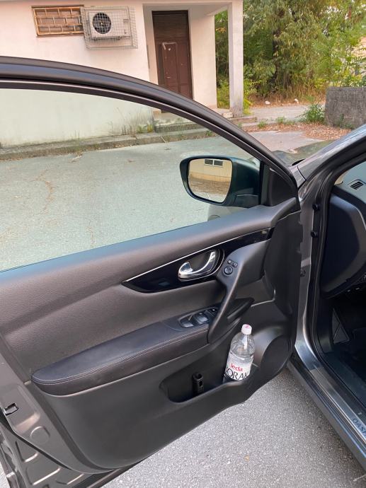 Nissan Qashqai 1,6 dCi 360° automatik, fotografija 14
