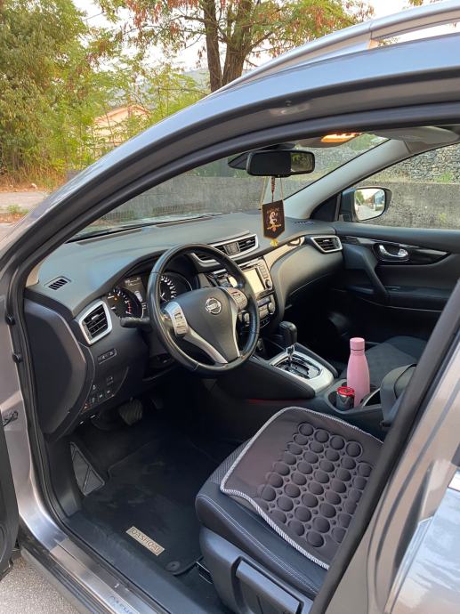 Nissan Qashqai 1,6 dCi 360° automatik, fotografija 11