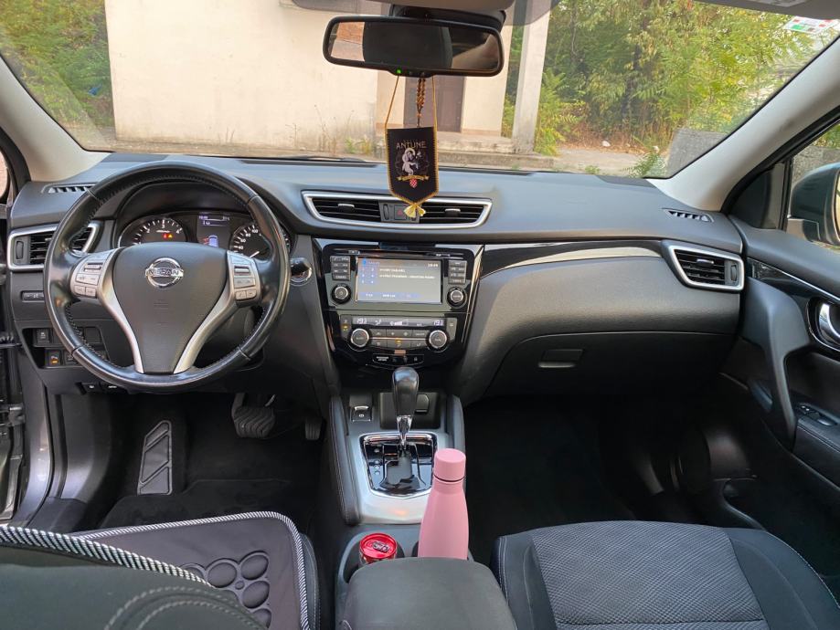 Nissan Qashqai 1,6 dCi 360° automatik, fotografija 15