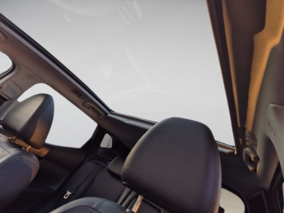 Nissan Qashqai 1,6 dCi 360° TEKNA XENON LED KAMERA 360 PANORAMA, fotografija 16