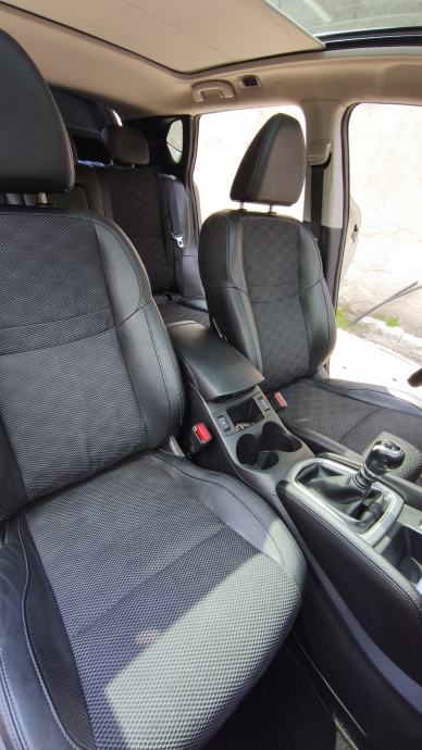 Nissan Qashqai 1,6 dCi 360°, fotografija 15
