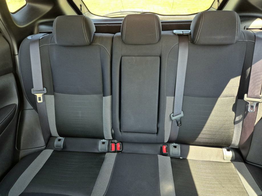 Nissan Qashqai 1,6 dCi automatik, fotografija 15