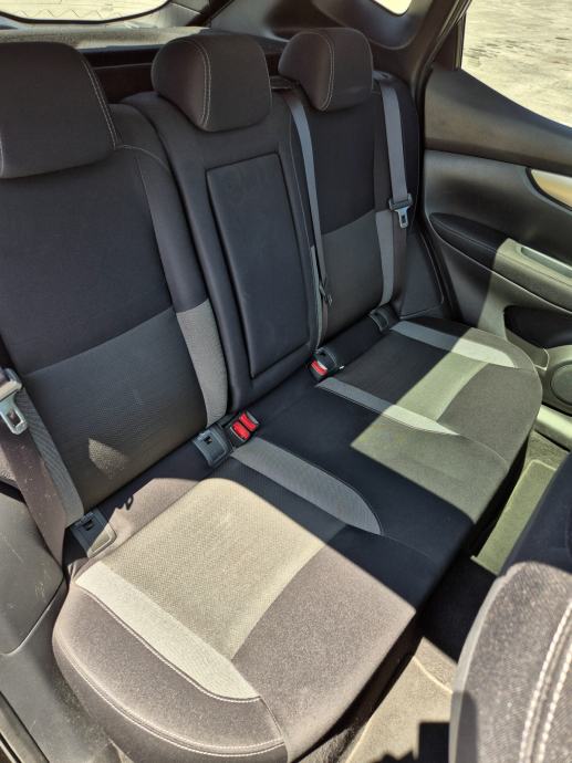 Nissan Qashqai 1,6 dCi automatik, fotografija 16