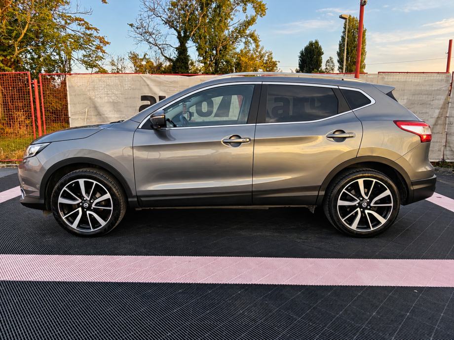 Nissan Qashqai 1,6 dCi *TEKNA* Kamera 360,Koža,Panorama,Navi,Alu"19*, pogled izvana - slika 4