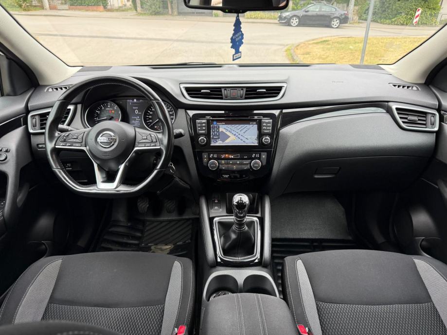 Nissan Qashqai 1,6 DIG-T*Top stanje*Redizajn*Reg. 7/2027*, fotografija 13