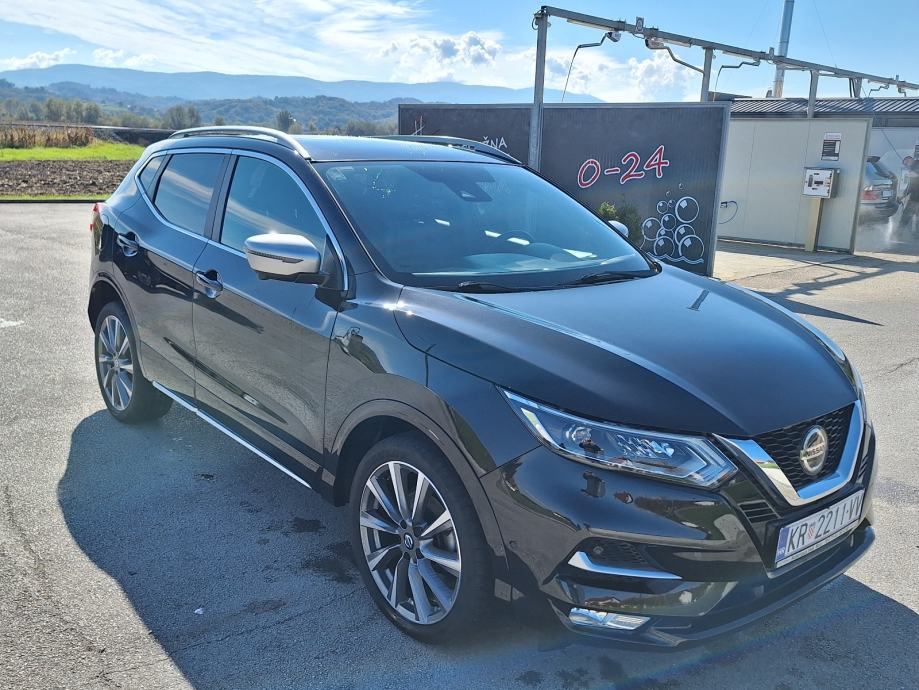 Nissan Qashqai 1,7 automatik, fotografija 15